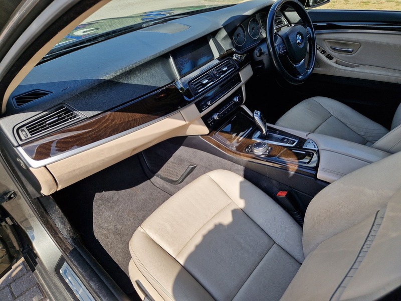 BMW 5 Series 530d Luxury - U12269