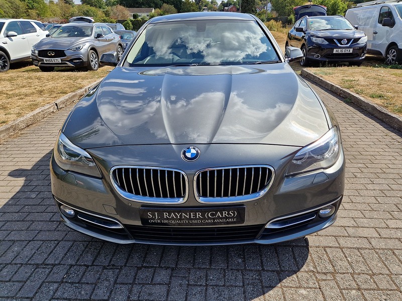 BMW 5 Series 530d Luxury - U12269