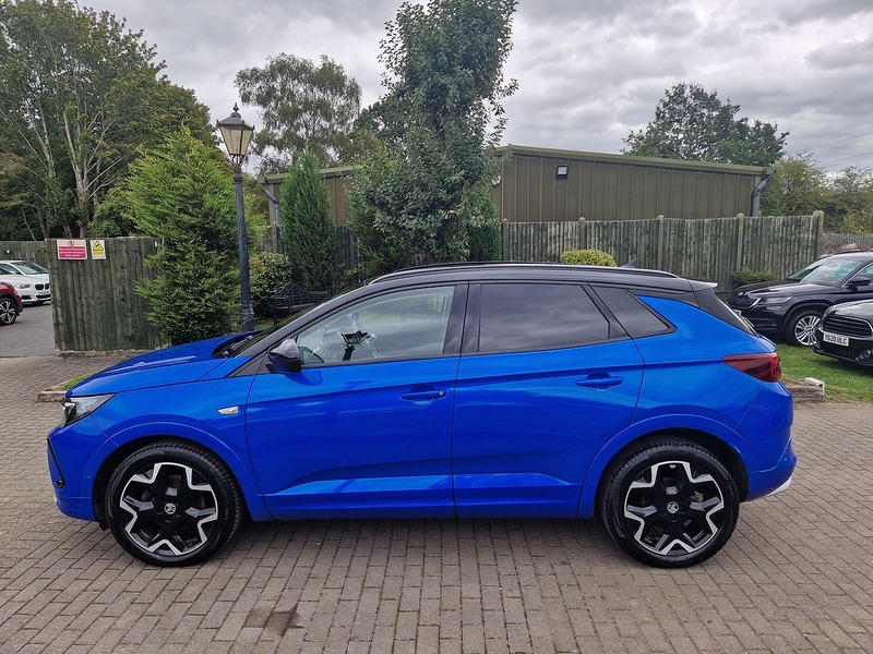 Vauxhall Grandland 1.2 Turbo Ultimate SUV 5dr Petrol Manual Euro 6 (s/s) (130 ps) - U12270