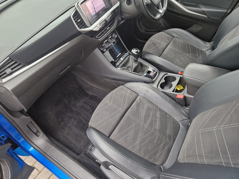 Vauxhall Grandland 1.2 Turbo Ultimate SUV 5dr Petrol Manual Euro 6 (s/s) (130 ps) - U12270