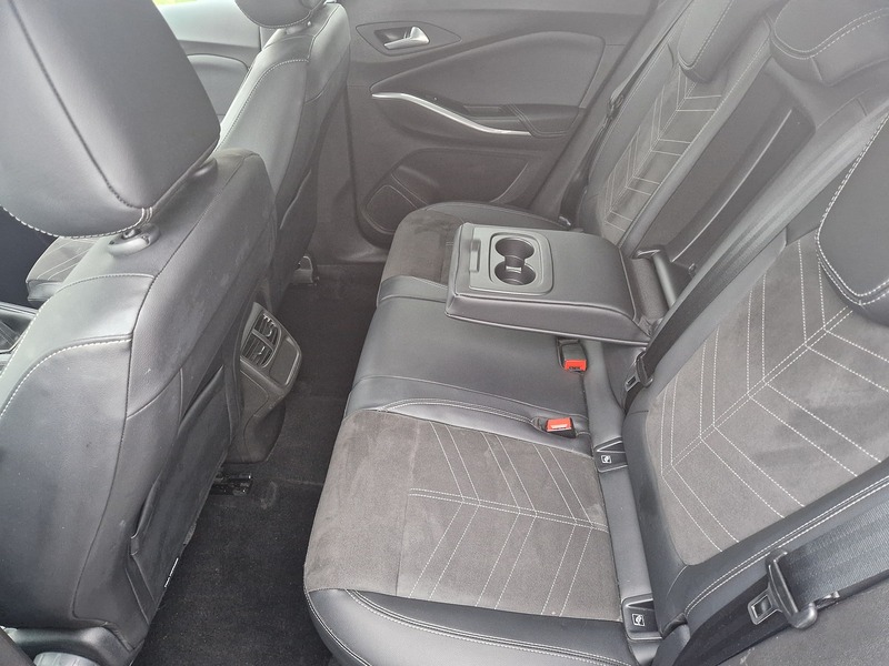 Vauxhall Grandland 1.2 Turbo Ultimate SUV 5dr Petrol Manual Euro 6 (s/s) (130 ps) - U12270