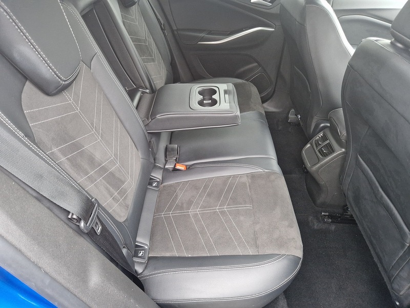 Vauxhall Grandland 1.2 Turbo Ultimate SUV 5dr Petrol Manual Euro 6 (s/s) (130 ps) - U12270