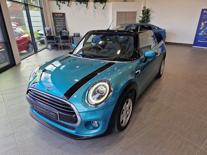 MINI Convertible Cooper Classic - U12271