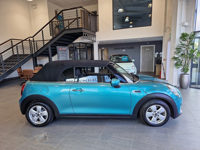MINI Convertible Cooper Classic - U12271