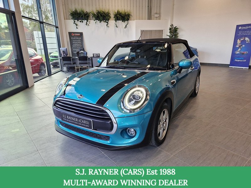 MINI Convertible Cooper Classic - U12271