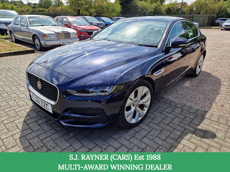 Jaguar XE D200 MHEV S - U12273