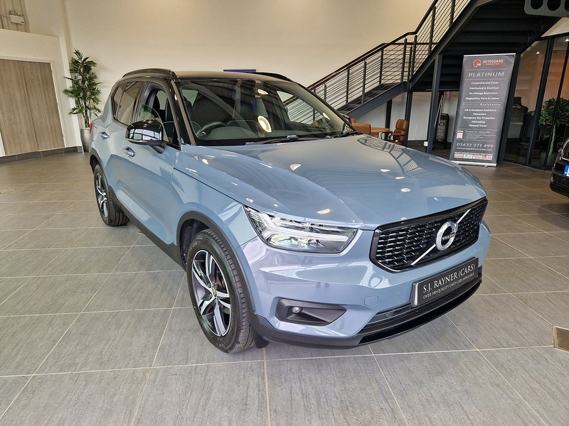 Volvo XC40 D3 R-Design - U12275