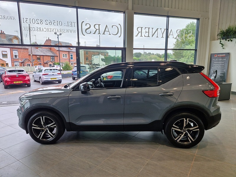 Volvo XC40 D3 R-Design - U12275