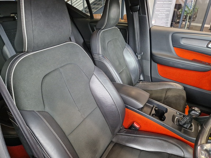 Volvo XC40 D3 R-Design - U12275