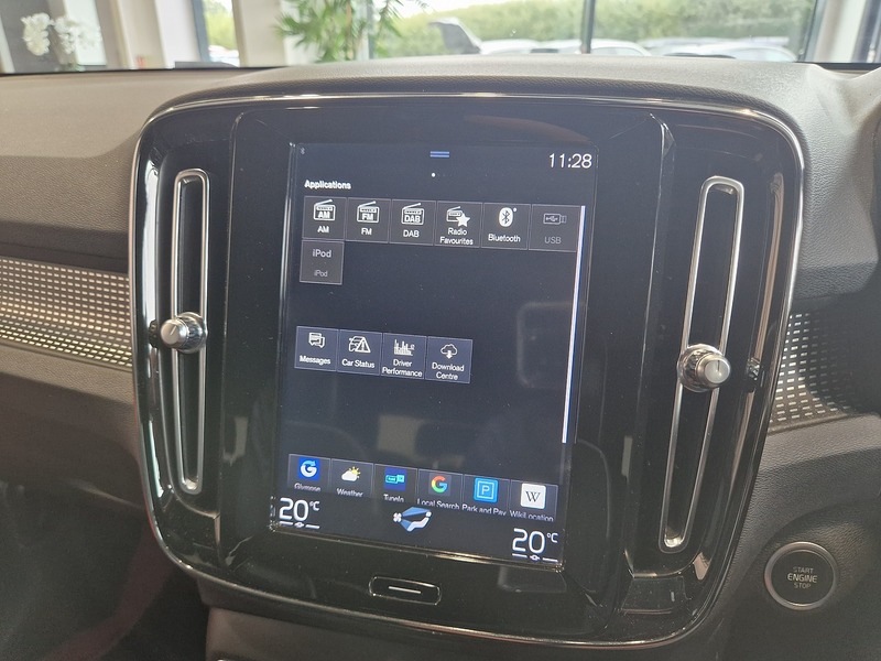 Volvo XC40 D3 R-Design - U12275