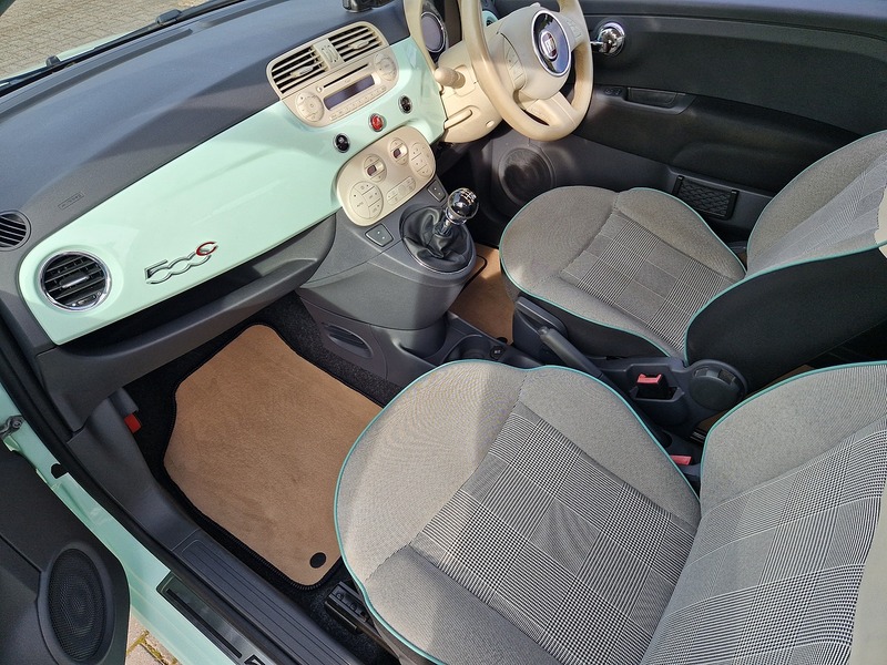 Fiat 500C Lounge - U12287