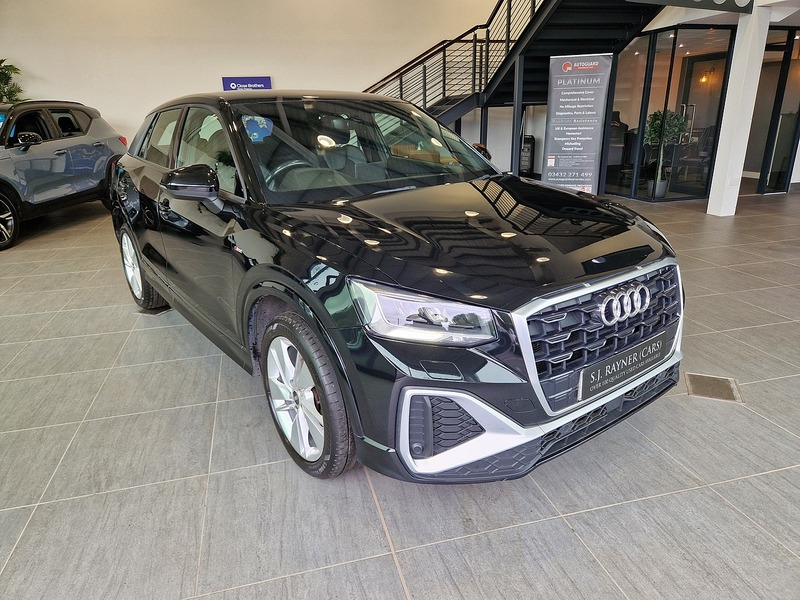 Audi Q2 TFSI S line - U12289
