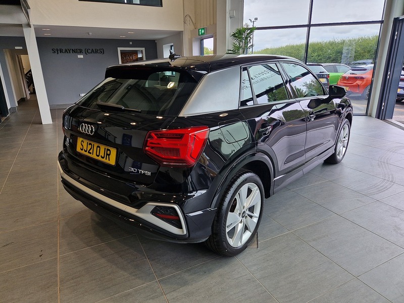 Audi Q2 TFSI S line - U12289