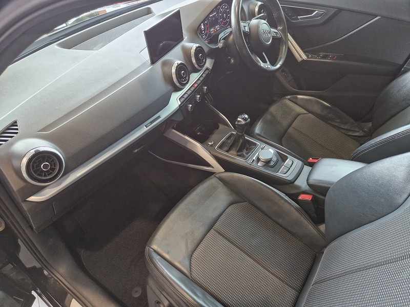 Audi Q2 TFSI S line - U12289
