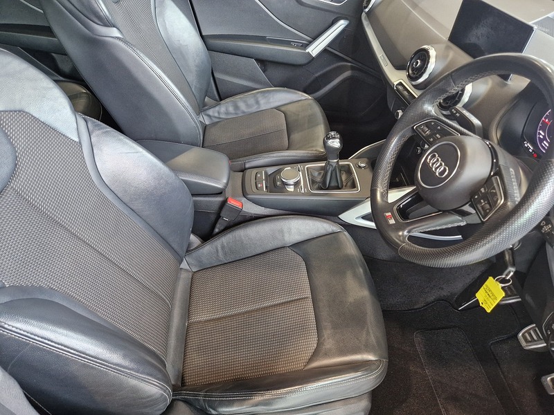 Audi Q2 TFSI S line - U12289