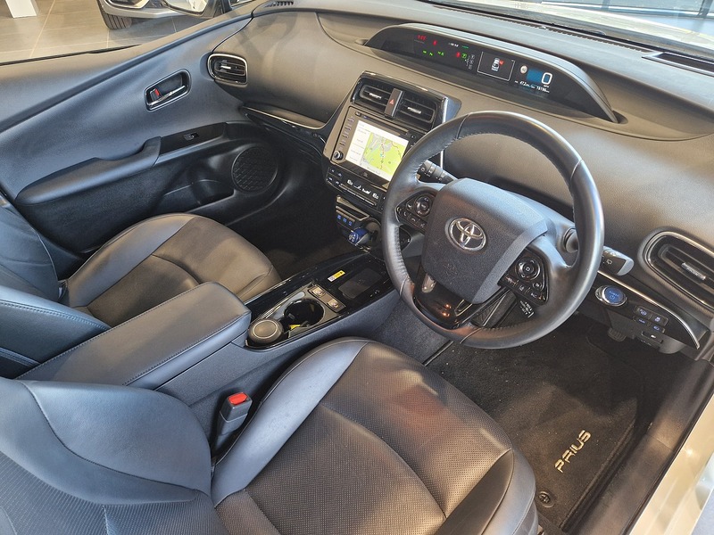 Toyota Prius VVT-h Excel - U12292