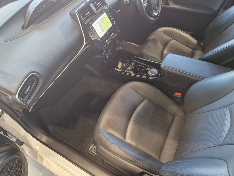 Toyota Prius VVT-h Excel - U12292