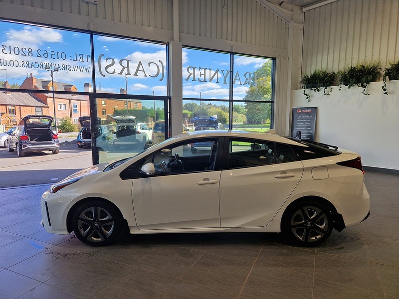 Toyota Prius VVT-h Excel - U12292