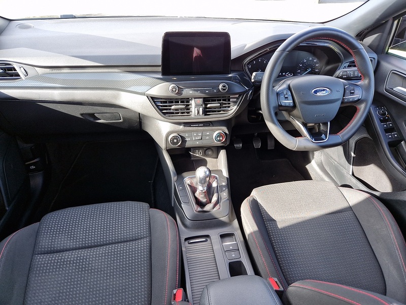 Ford Focus T EcoBoost ST-Line Edition - U12294