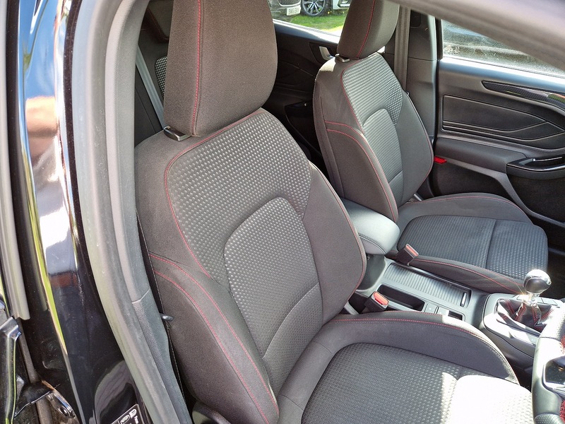 Ford Focus T EcoBoost ST-Line Edition - U12294