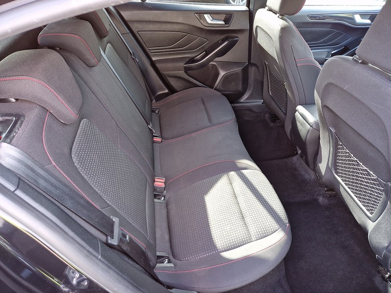 Ford Focus T EcoBoost ST-Line Edition - U12294