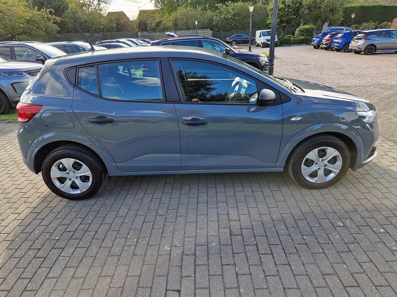 Dacia Sandero TCe Bi-Fuel Essential - U12297