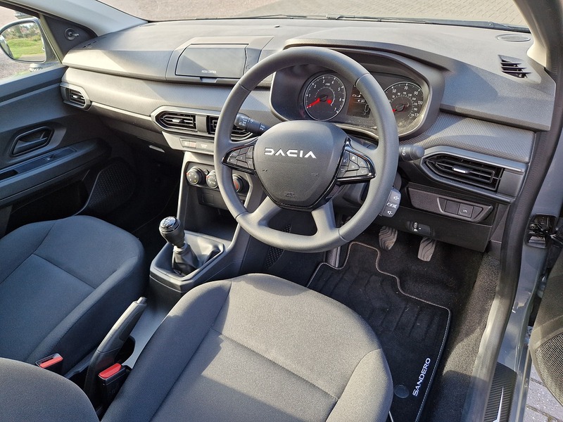 Dacia Sandero TCe Bi-Fuel Essential - U12297
