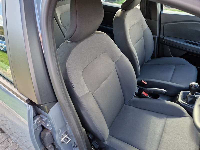 Dacia Sandero TCe Bi-Fuel Essential - U12297