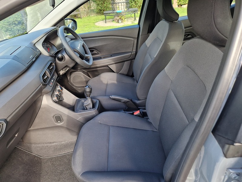 Dacia Sandero TCe Bi-Fuel Essential - U12297