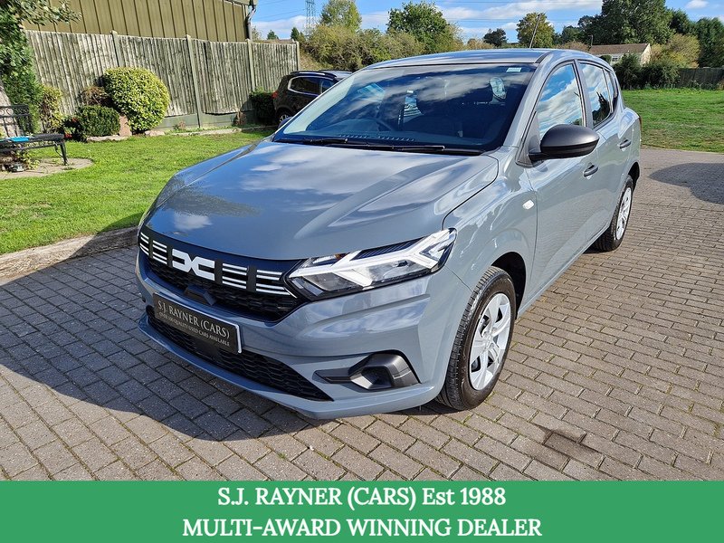 Dacia Sandero TCe Bi-Fuel Essential - U12297