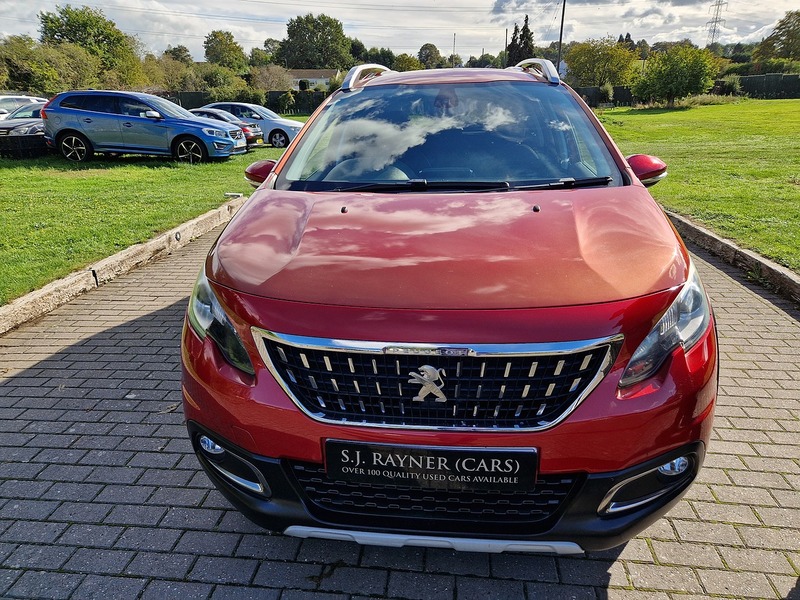 Peugeot 2008 PureTech Allure - U12306