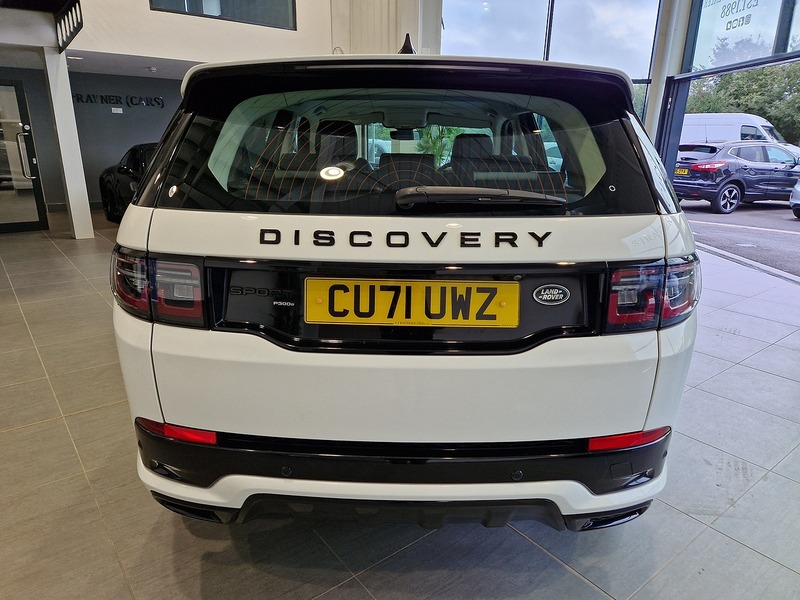 Land Rover Discovery Sport P300e R-Dynamic S - U12311