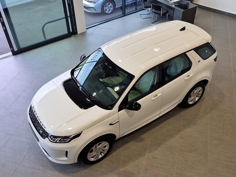 Land Rover Discovery Sport P300e R-Dynamic S - U12311