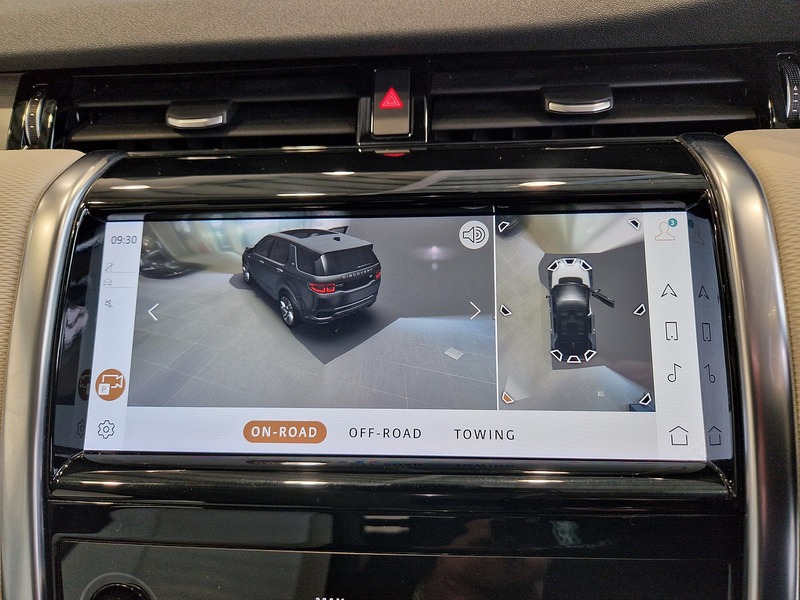 Land Rover Discovery Sport P300e R-Dynamic S - U12311