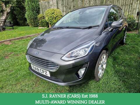 Ford Fiesta 2.0 VVT-h GR SPORT Hatchback 5dr Petrol Hybrid CVT Euro 6 (s/s) (184 ps)