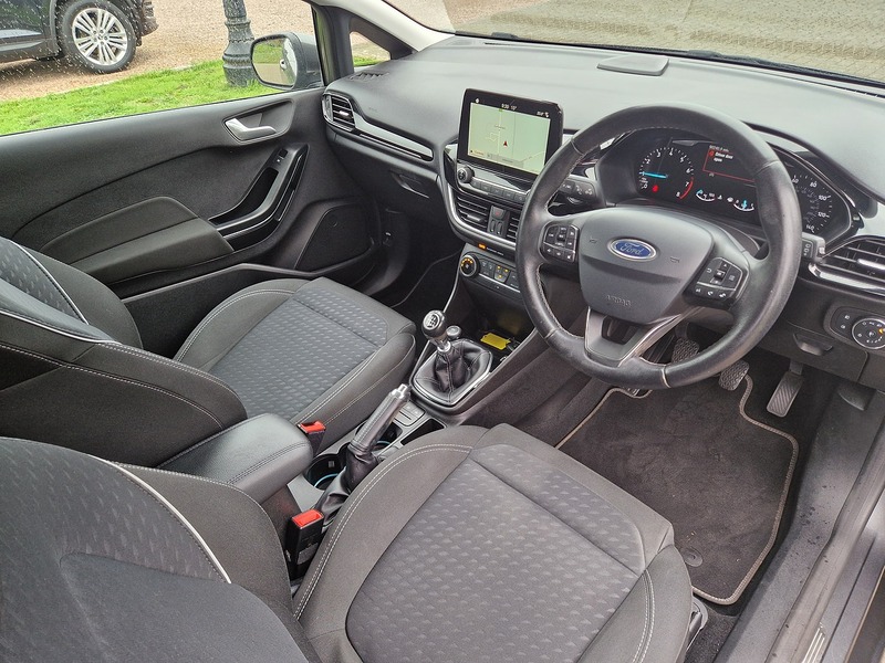 Ford Fiesta T EcoBoost Titanium - U12319