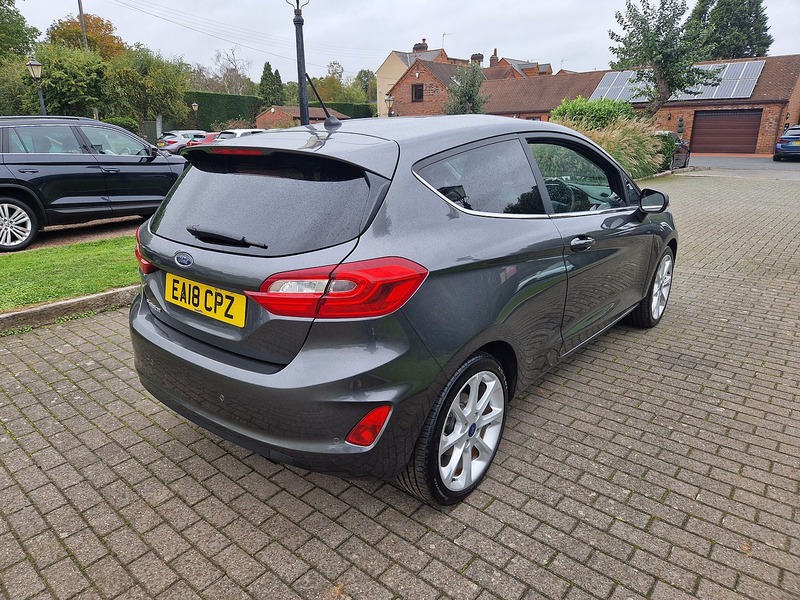 Ford Fiesta T EcoBoost Titanium - U12319