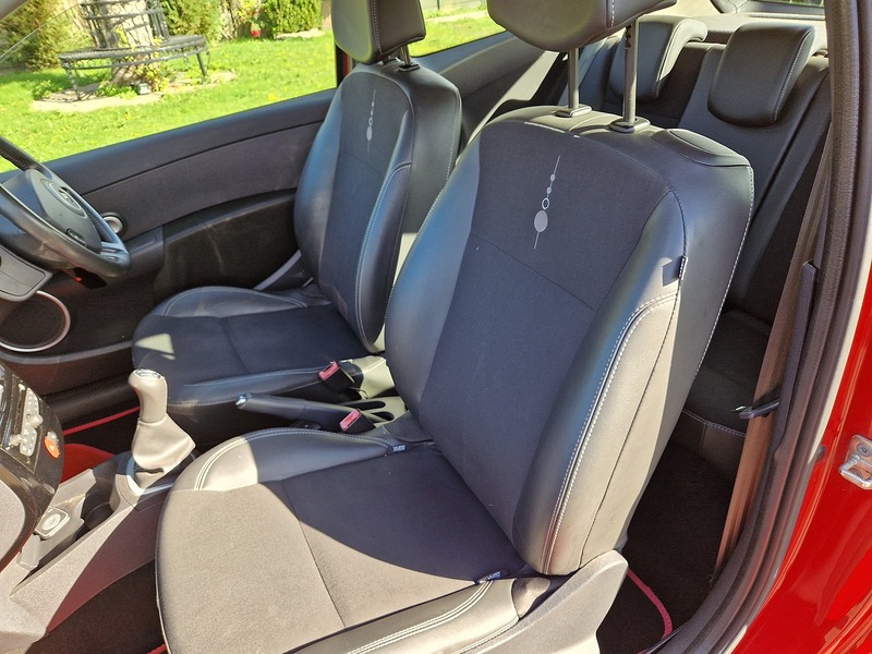 Renault Clio Dynamique TomTom - U12321