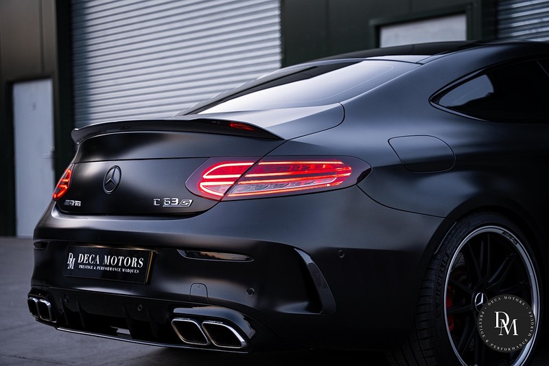 Mercedes-Benz C Class C63 V8 BiTurbo AMG S - U436