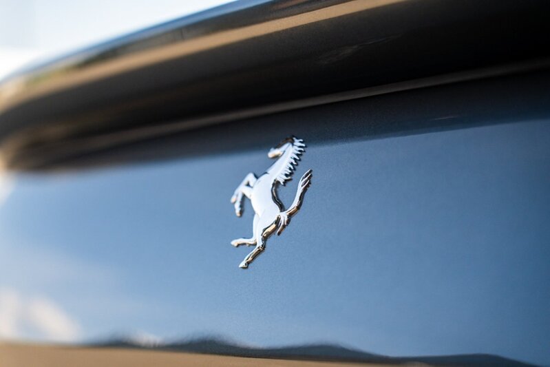 Ferrari Roma T V8 - U440