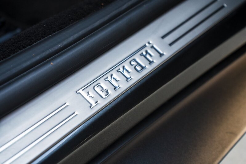 Ferrari Roma T V8 - U440