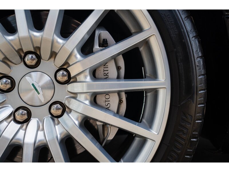 Aston Martin DB9 Volante - U497