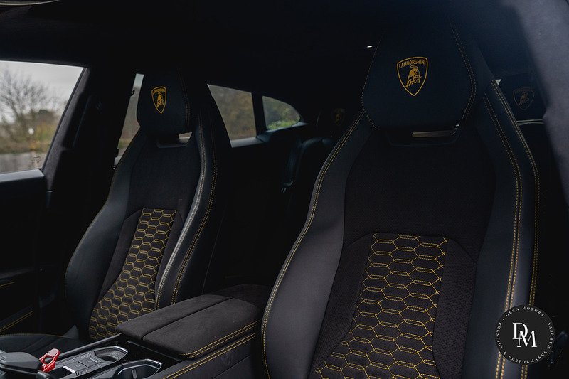 Lamborghini Urus V8 BiTurbo S - U526