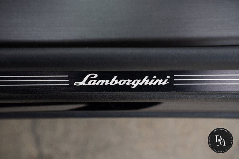 Lamborghini Urus V8 BiTurbo S - U526