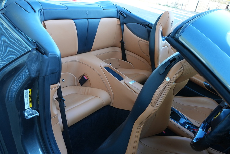 Ferrari Portofino T V8 - U527