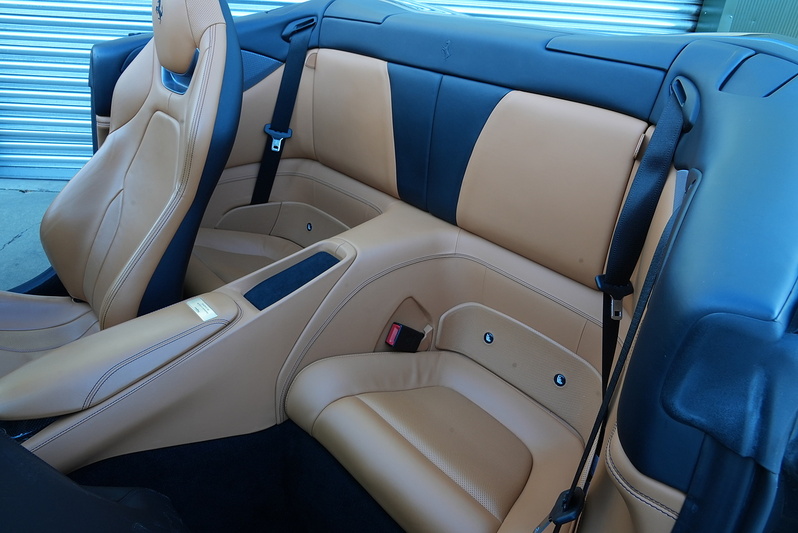 Ferrari Portofino T V8 - U527