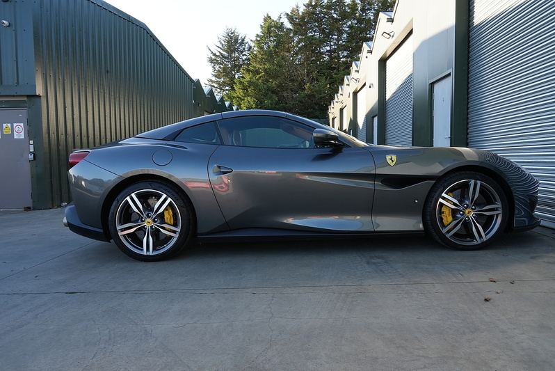 Ferrari Portofino T V8 - U527