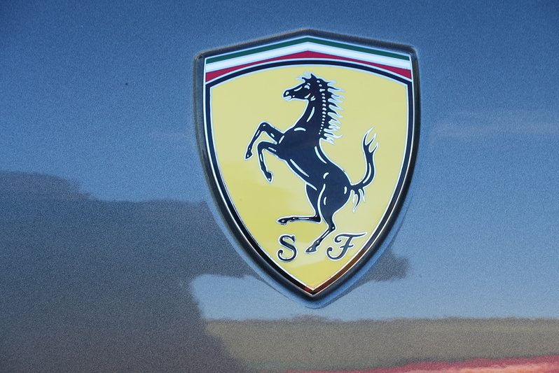 Ferrari Portofino T V8 - U527