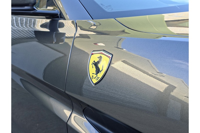 Ferrari Portofino T V8 - U527