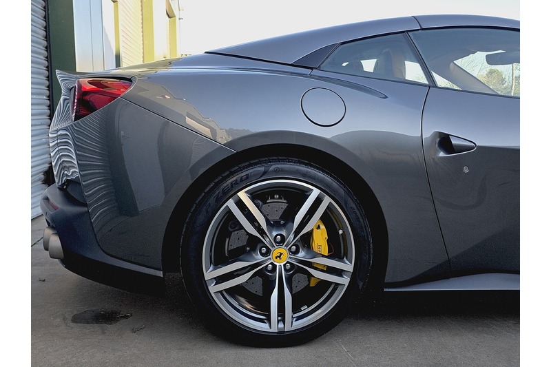Ferrari Portofino T V8 - U527